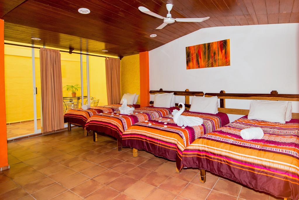 Hotel El Hormiguero Playa del Carmen Exteriör bild