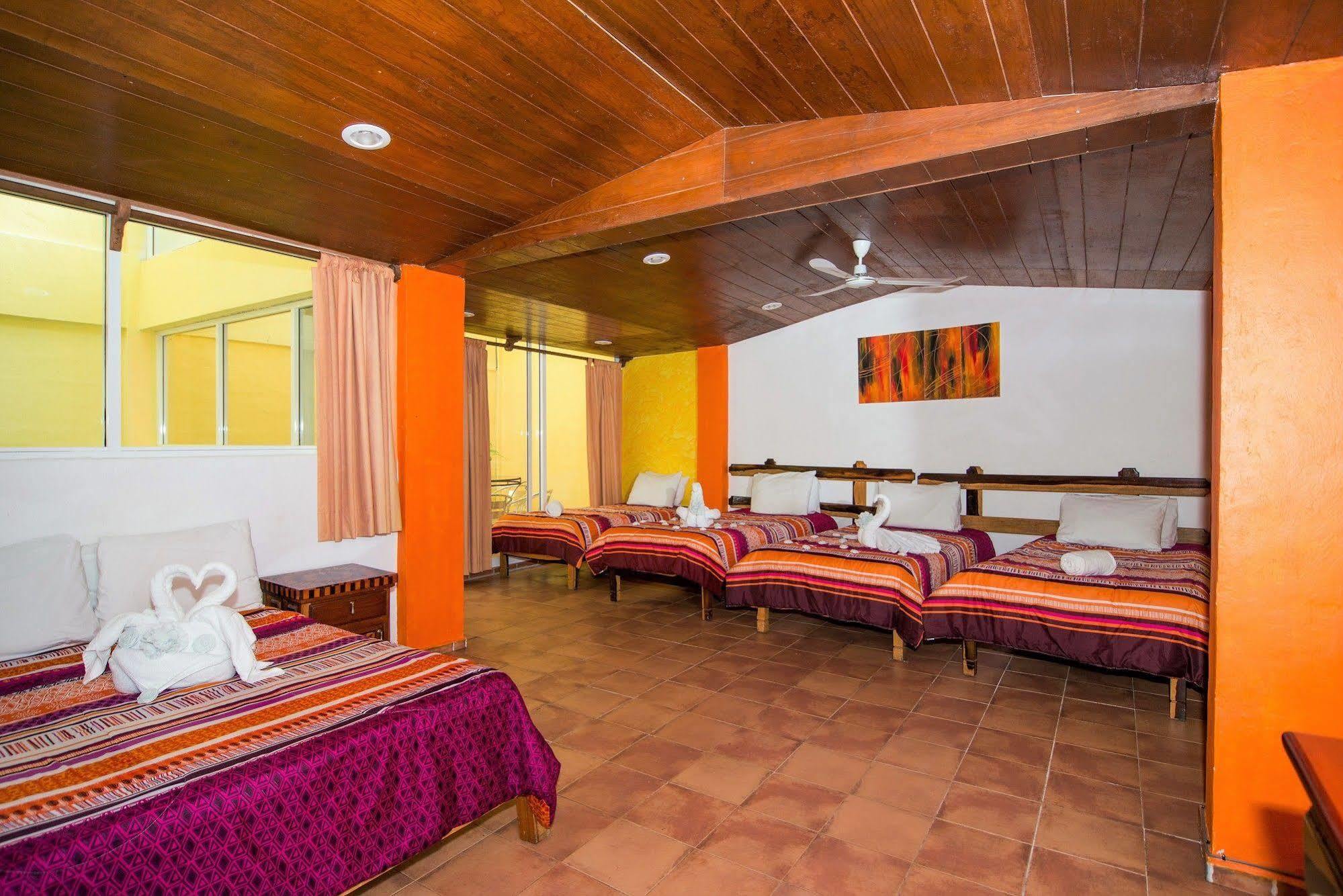 Hotel El Hormiguero Playa del Carmen Exteriör bild
