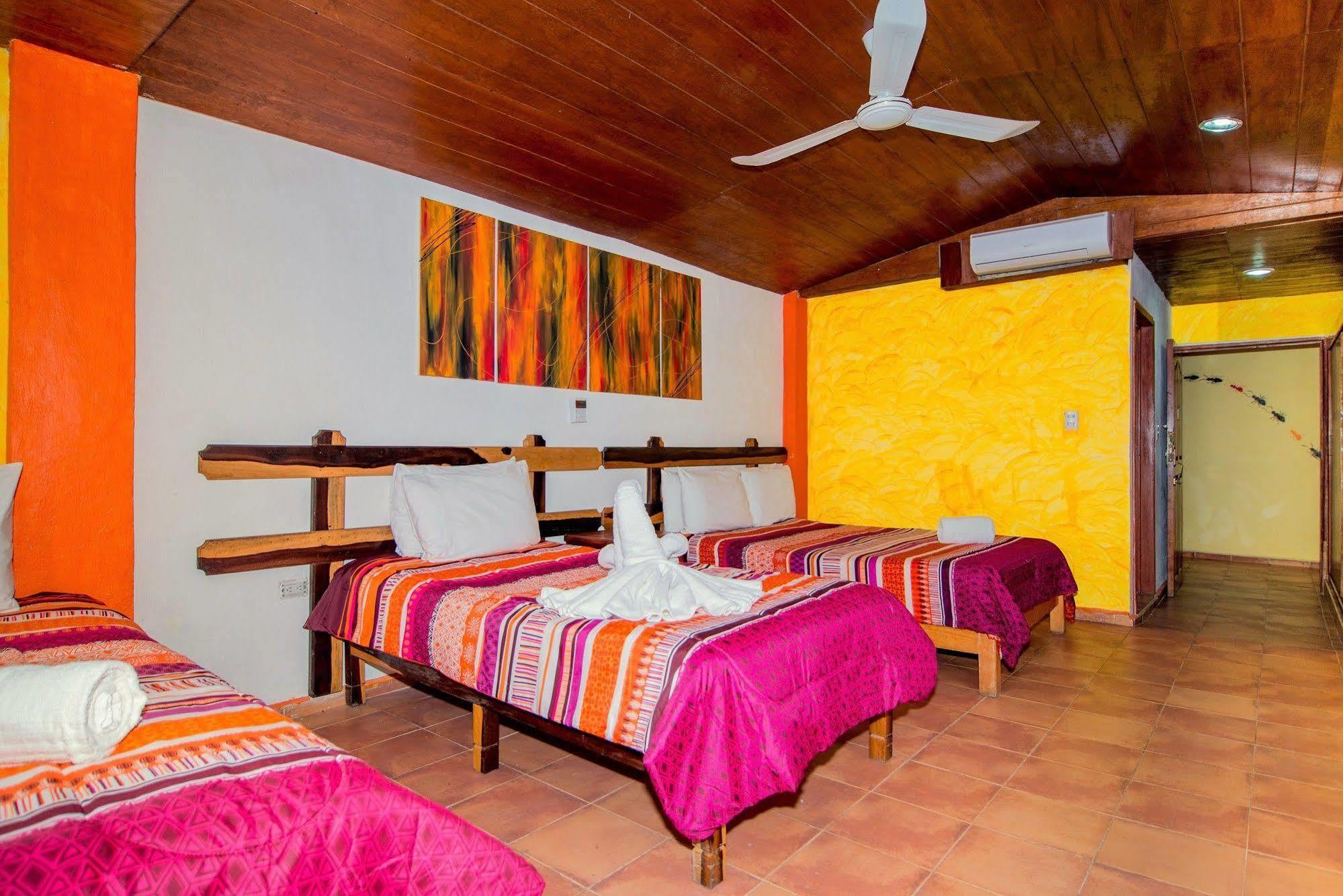 Hotel El Hormiguero Playa del Carmen Exteriör bild